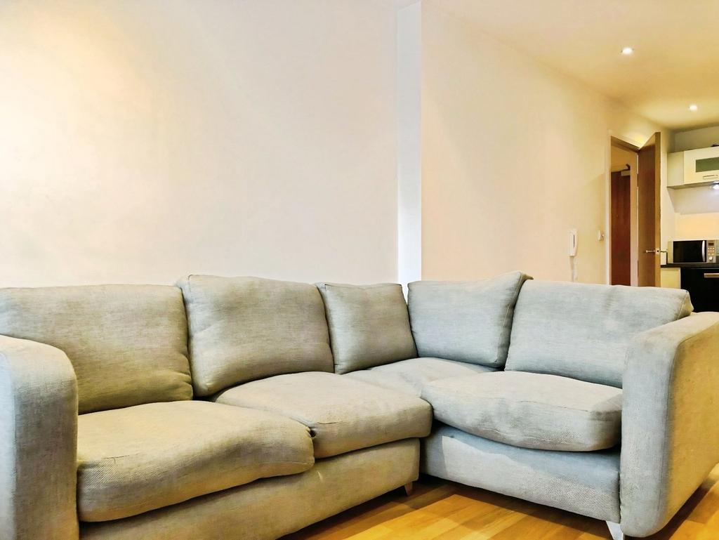 Gateway South, Marsh lane, Leeds, LS9