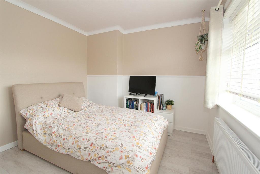 Bed 1.JPG