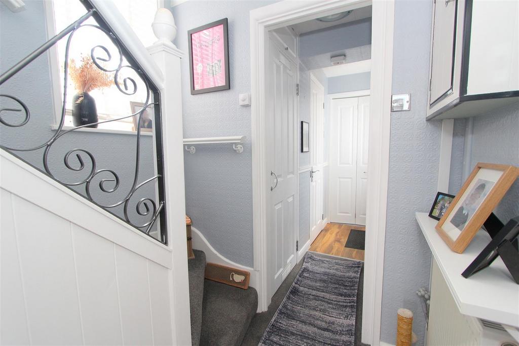 Hallway.JPG