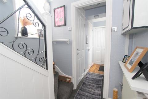 32 Quarr Road, Carshalton, SM5 1ER
