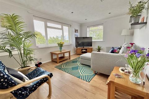 2 bedroom flat for sale, Poole Road, Poole BH16