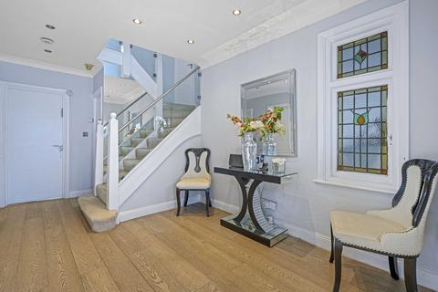 undefined, The Vale, London, NW11