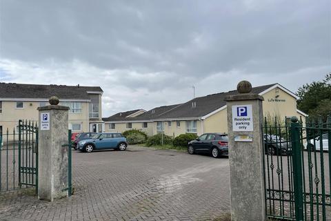 undefined, Llys Newydd, Llanelli
