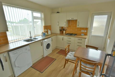 2 bedroom detached bungalow for sale, Freemans Close, Colehill, BH21 2JW