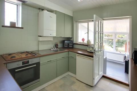 1 Lorne Gardens, Croydon, CR0 7RZ