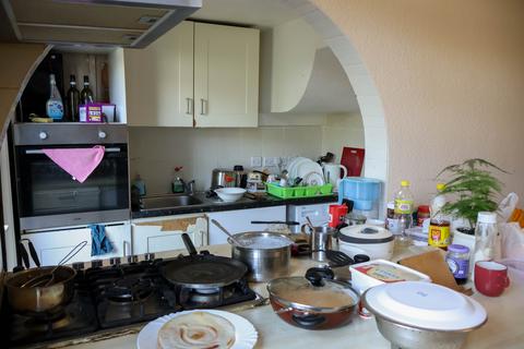 3 bedroom terraced house for sale, Pemdevon Road, Croydon CR0