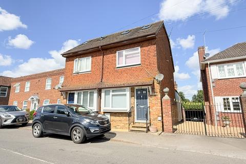 48 High Street, Wraysbury, Staines-upon-thames, TW19 5DB