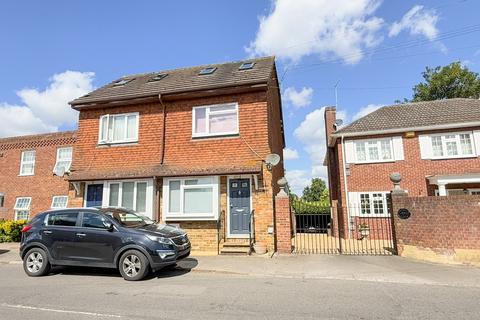 48 High Street, Wraysbury, Staines-upon-thames, TW19 5DB