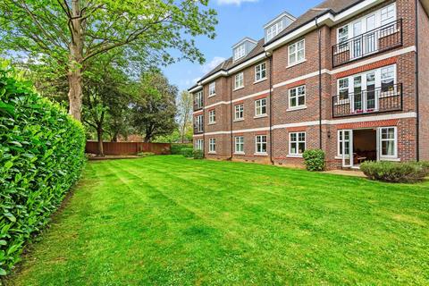2 bedroom flat for sale, Augustus Road, Southfields, London, SW19