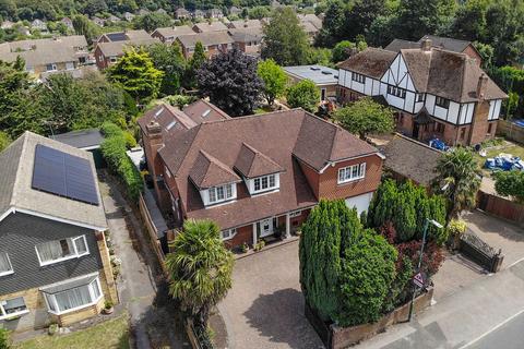 5 bedroom detached house for sale, Hempstead Road, Hempstead, Gillingham, Kent, ME7