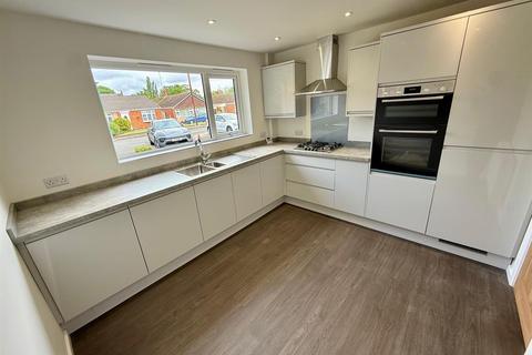 3 bedroom semi-detached house for sale, Wayfield Close, Shirley, Solihull