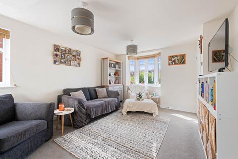 9 Arundel Drive, Grantham, NG31 8WN