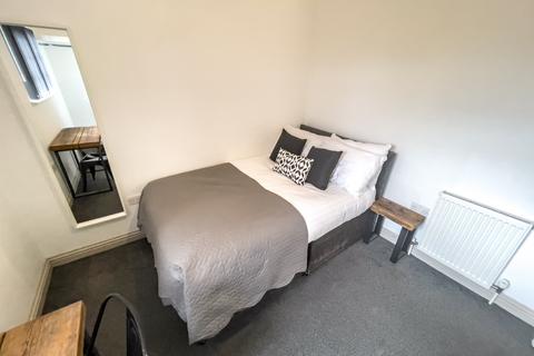 undefined, Romer Road, L6 6DJ,