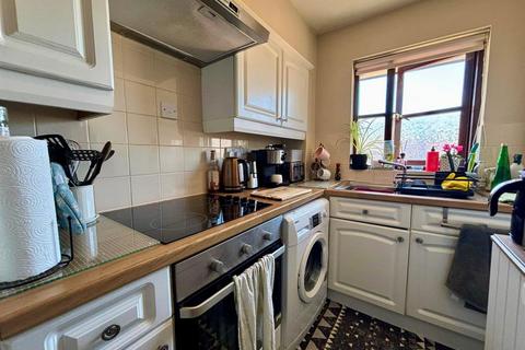 2 Annettes Croft, Church Crookham, Fleet, GU52 0XN