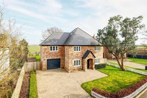1 Amiens Close, Hunsdon, Ware, SG12 8FJ