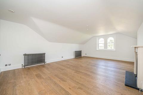 2 bedroom flat for sale, Riverdale Road, East Twickenham TW1