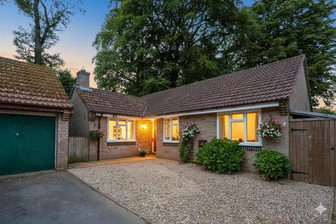 4 bedroom bungalow for sale, Springfield Way, Oakham