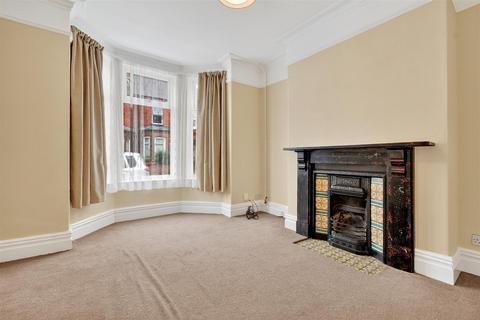 2 bedroom terraced house for sale, Lindley Street, York