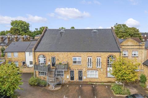 3 bedroom maisonette for sale, Anchor Street, Old Moulsham