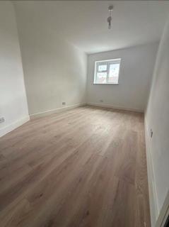 1 bedroom in a house share to rent, Gospatrick road, Tottenham, London