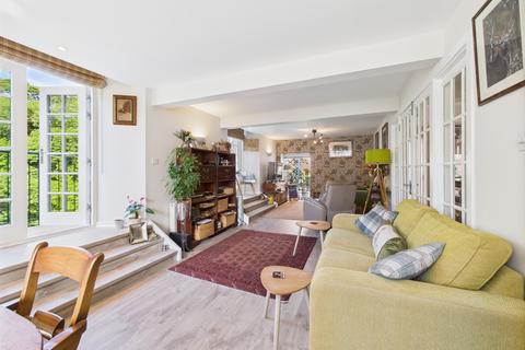 15 Keathbank Court Balmoral Road, Rattray, Blairgowrie, PH10 7HW