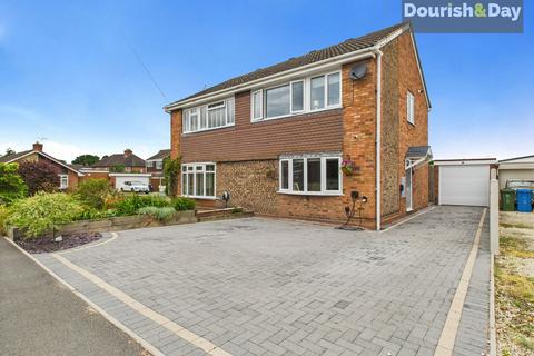 2 Chelford Close, Penkridge, Stafford, ST19 5EJ