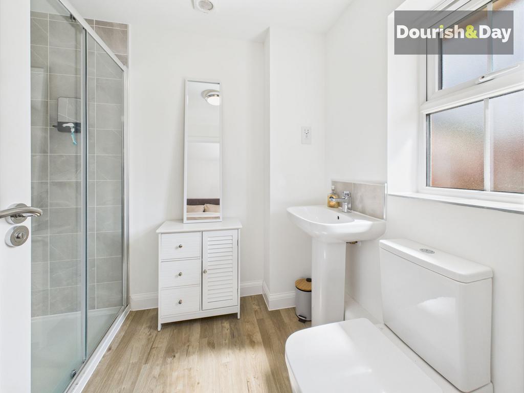Bed One En-Suite