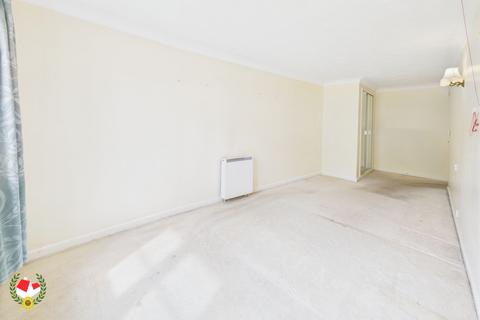 2 bedroom retirement property for sale, Westgate Street, Castlemeads Court, GL1