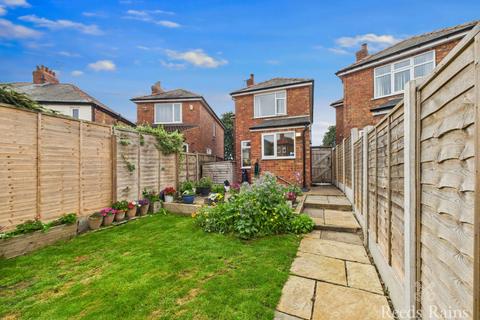 3 bedroom detached house for sale, St. Thomas Road, East Yorkshire YO16