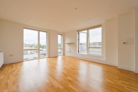 2 bedroom flat for sale, Guthridge Close, E14, Tower Hamlets, London, E14