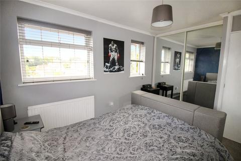 13 Bryony Way, Swindon, SN2 2SW