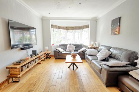 undefined, Fanshawe Crescent, Ware SG12