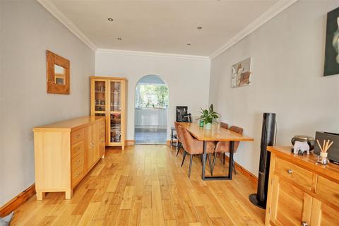 undefined, Fanshawe Crescent, Ware SG12