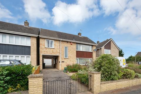 4 bedroom detached house for sale, Redland Road, Oakham