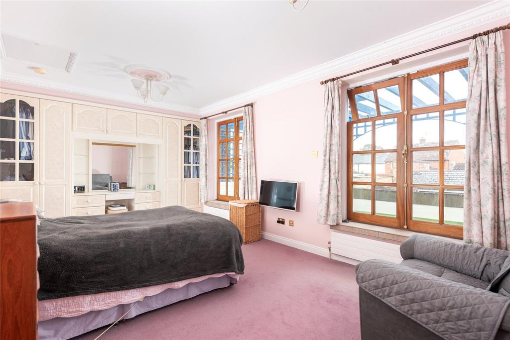 Principal Bedroom