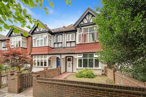 Wimborne Gardens, London W13
