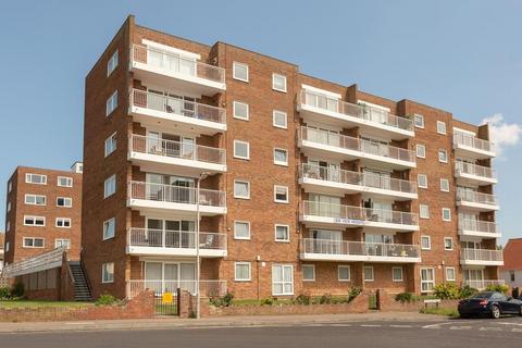 2 bedroom flat to rent, Bay View Heights, Birchington, Kent, CT7