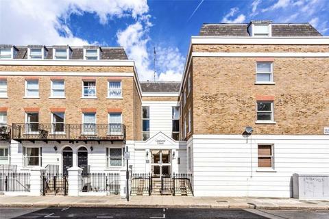 3 bedroom flat for sale, Heathcote Street, London WC1N