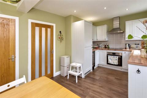 38 Bentley Grove, Leeds, LS6 4AT