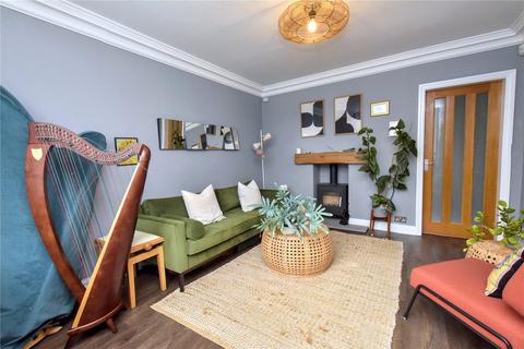 38 Bentley Grove, Leeds, LS6 4AT