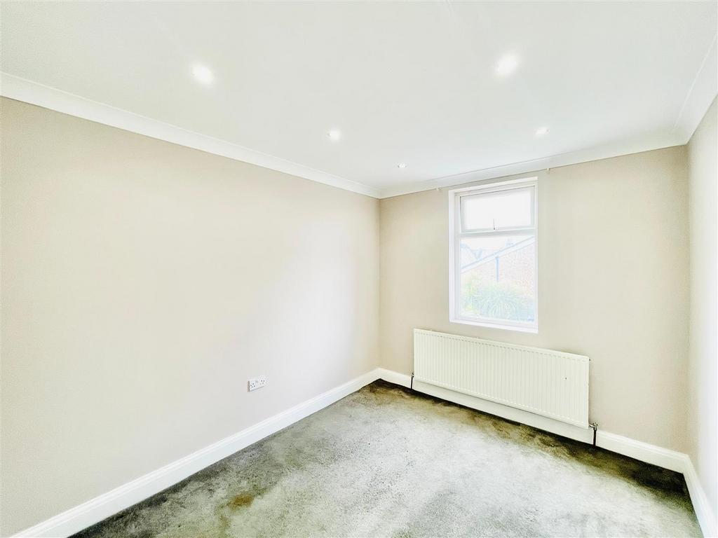 Second bedroom.jpeg