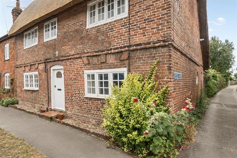 4 bedroom cottage to rent, The Headlands, Salisbury SP5