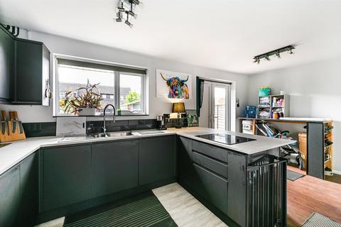 undefined, Trajan Walk, Andover