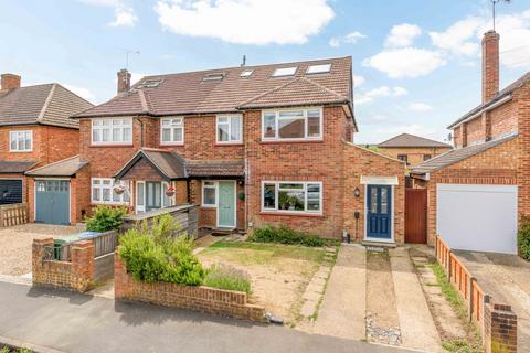 undefined, Havers Avenue, Hersham Village, KT12
