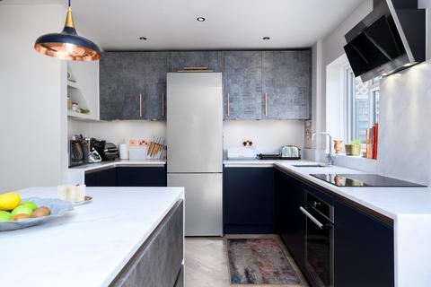 undefined, Havers Avenue, Hersham Village, KT12