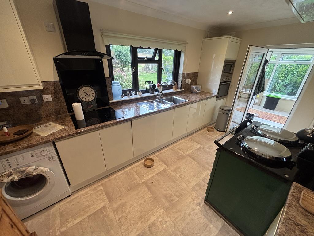 Kitchen/diner (second image)