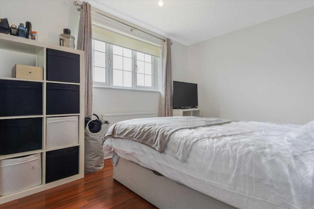 Bedroom Two (1)