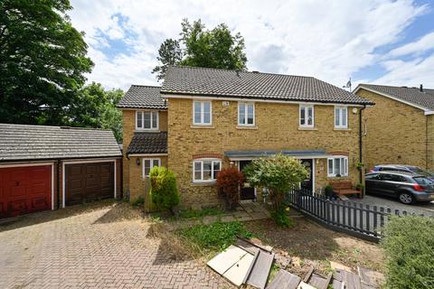 39 Updown Way, Chartham, Canterbury, CT4 7TP