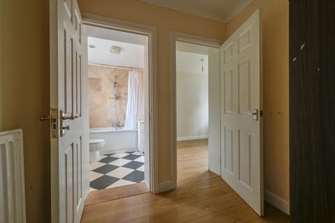 39 Updown Way, Chartham, Canterbury, CT4 7TP
