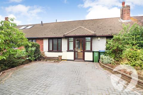 2 bedroom bungalow for sale, Cheviot Close, Bexleyheath, DA7